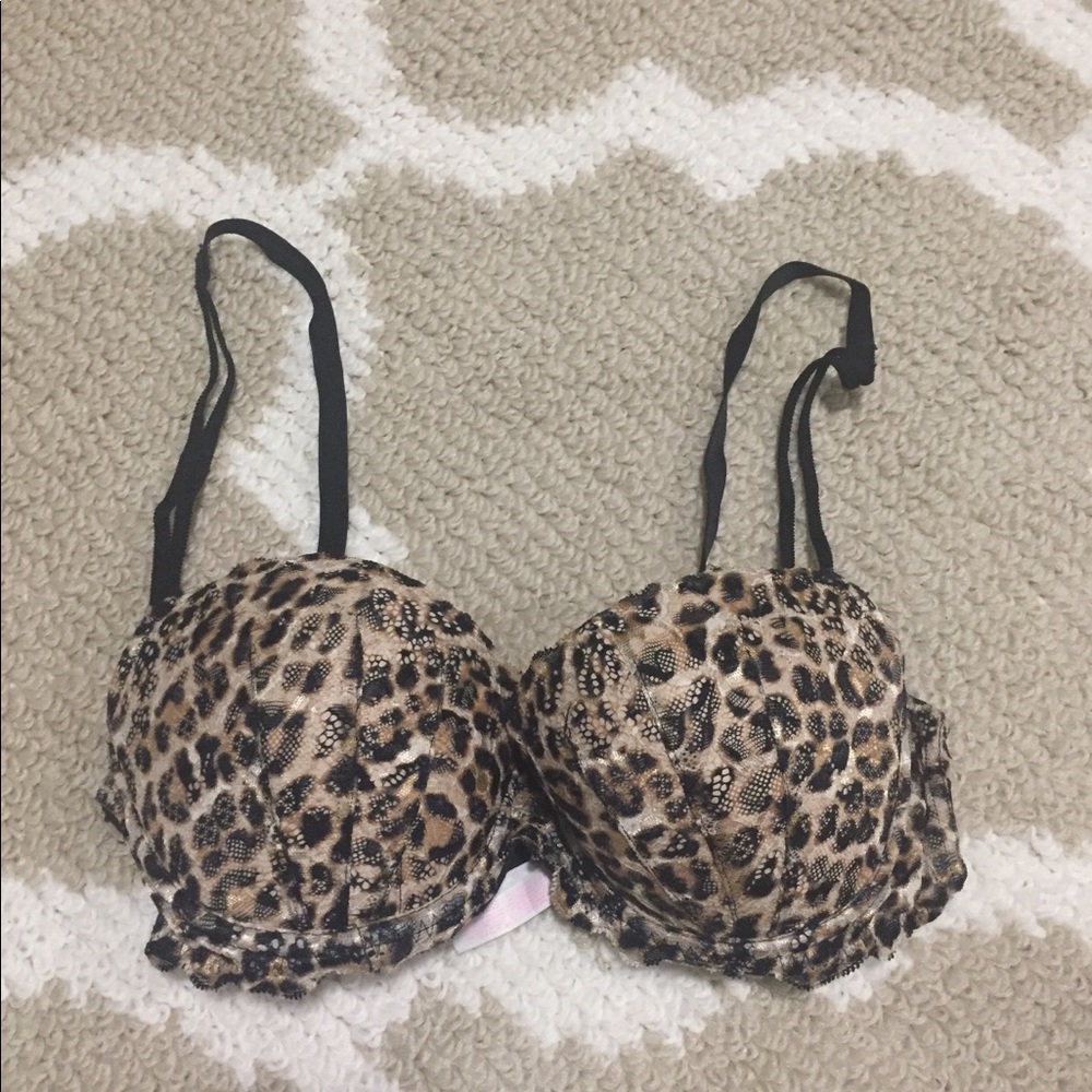 PINK Date night push up bra